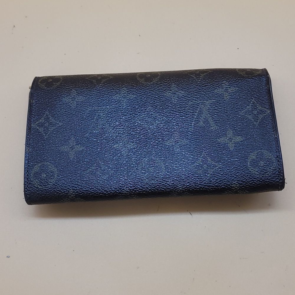 Authentic Louis Vuitton Monogram Wallet - Picture 2 of 13